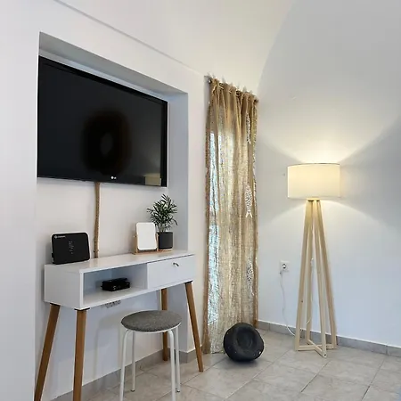 Besanto Apartment Imerovigli (Santorini)