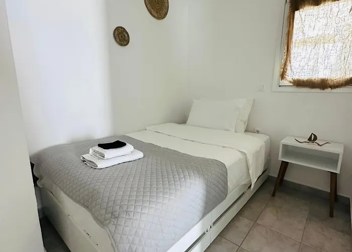 Besanto Imerovigli (Santorini)